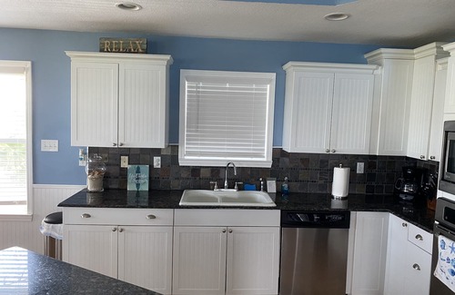 Galveston House | Sunny Beach OCEANVIEW HOME! one minute walk to BEACH!