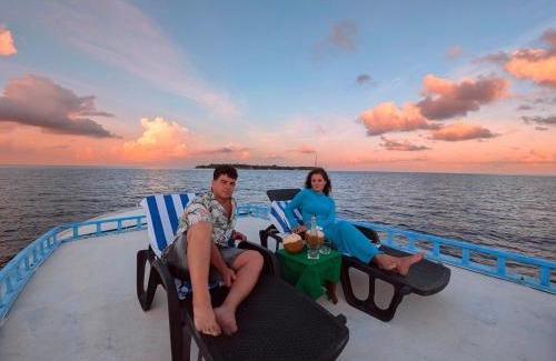 Hangnaameedhoo Hotel | Sunny Breeze View
