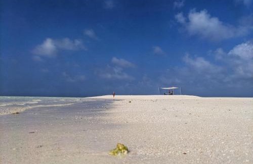 Hangnaameedhoo Hotel | Sunny Breeze View