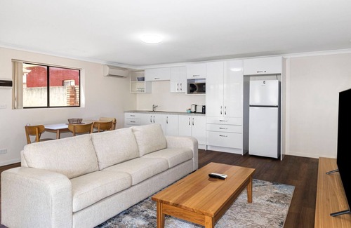 Busselton House | Sunny Busselton - this holiday home is located in the perfect Busselton location