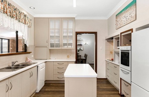 Busselton House | Sunny Busselton - this holiday home is located in the perfect Busselton location