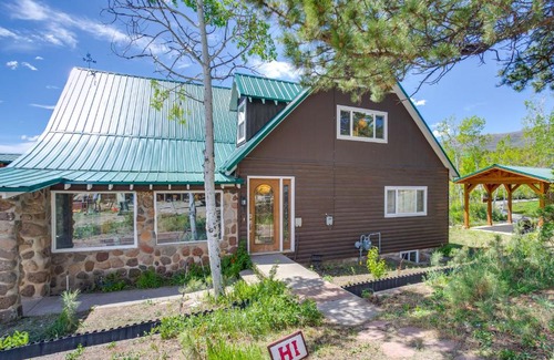 Cedaredge House | Sunny Cedaredge Home with Mtn Views - Hike and Fish!