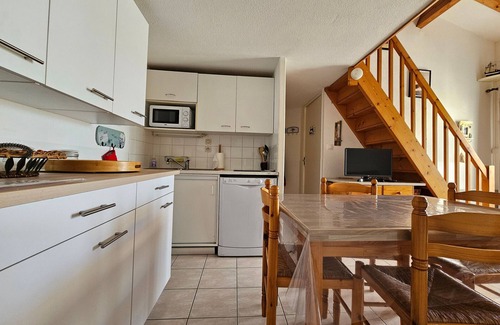 La Faute-sur-Mer House | Sunny Cottage with Pool, 1.8km from Beach in La Faute-sur-Mer