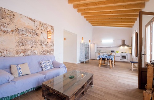 Porreres House | Sunny country house Son Julia with pool in Porreras