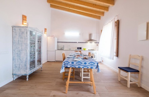 Porreres House | Sunny country house Son Julia with pool in Porreras