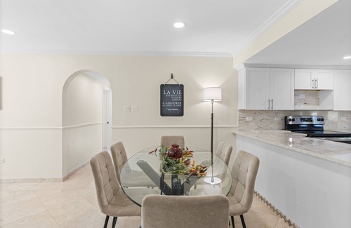 Cole Bay Condo | Sunny Days at Simpson Bay Yacht Club