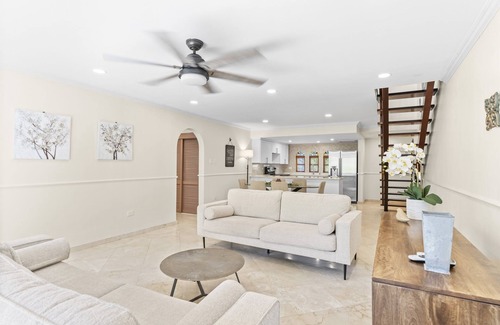 Cole Bay Condo | Sunny Days at Simpson Bay Yacht Club