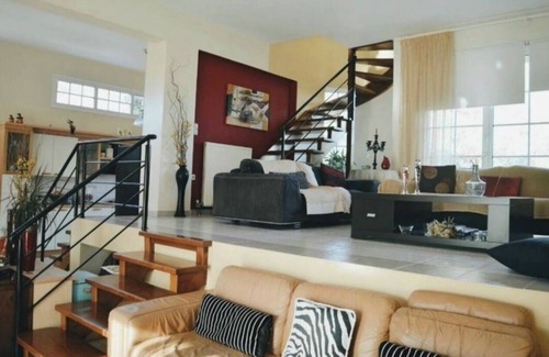 Plataria Villa | Sunny garden villa