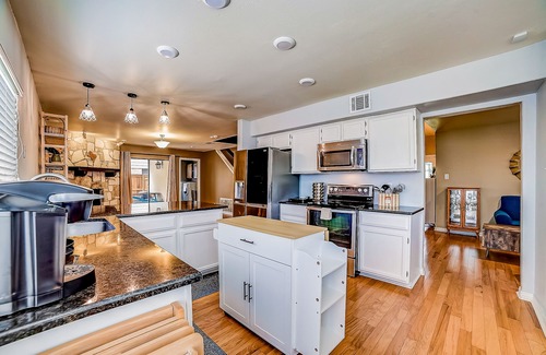 North San Antonio - SAT House | Sunny home with private outdoor pool, enclosed backyard, desks, W/D, AC