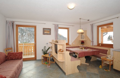 Melago Apartment | Sunny location at 1900 m, glacier view, high-altitude trail, hiking paradise