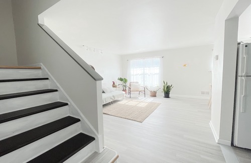 Brooklyn House | Sunny Modern 3-Bedroom Duplex w/Outdoor Garden 2 Blocks From Coney Island Beach
