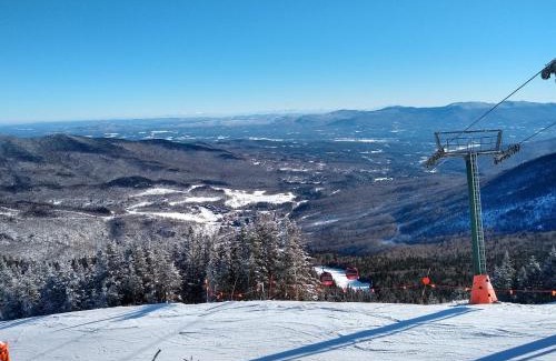 Stowe Apartment | Sunny & Open 2 Bdrm - Close to Stowe Village, Shopping, Mtn Views!