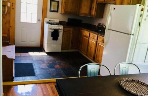 Stowe Apartment | Sunny & Open 2 Bdrm - Close to Stowe Village, Shopping, Mtn Views!