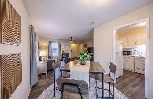 Statesboro House | Sunny Sagebrush Stay - Suite