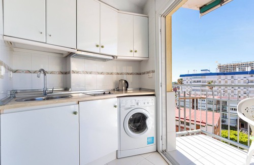 Benalmadena Costa Apartment | Sunny Seaside Studio with Balcony, A/C & Sea View