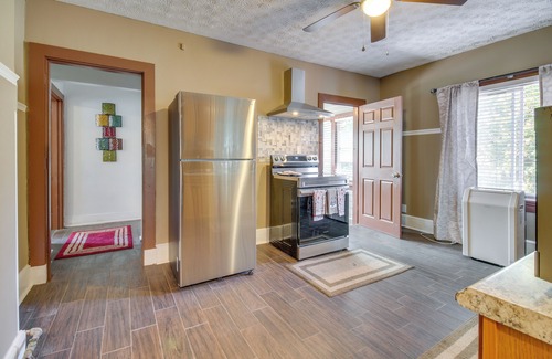 Dayton Apartment | Sunny + Spacious Dayton Condo ~ 1 Mi to Downtown!