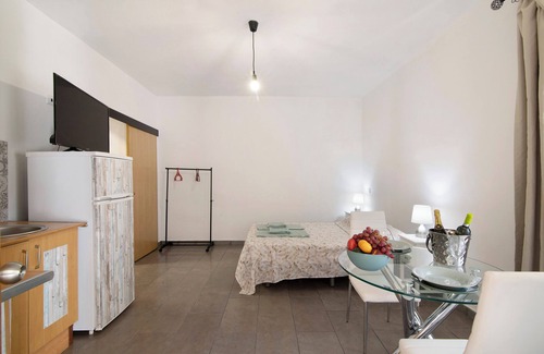 Patroves Apartment | Sunny Studio Albufeira Galé