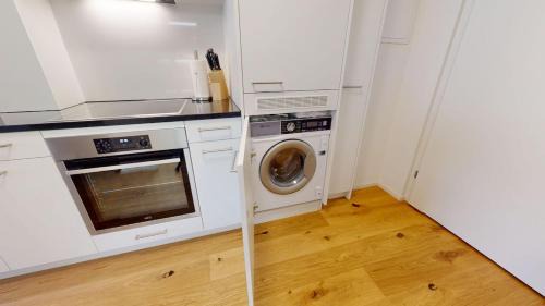 District 6 Apartment | Sunny studio in the city center - Sun 2