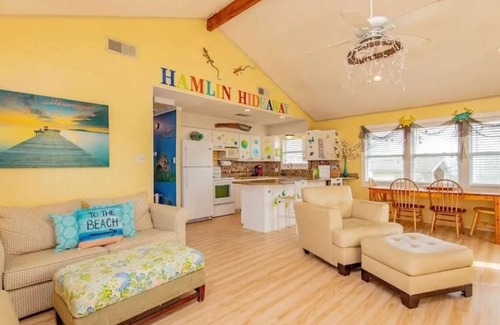Surfside Beach House | SunRay! 2nd Row, Ocean View, Walk to Beach, 3 Bedrooms, 2 Bathrooms, Family Home