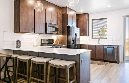 St. George House | Sunrise Corner #43 BEAUTIFUL RENTAL, GREAT LOCATION!