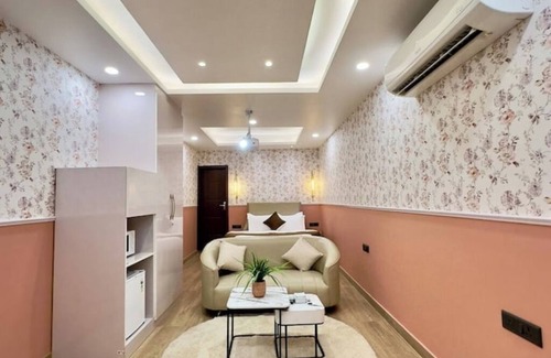 Sector D Apartment | Sunrise studio 3