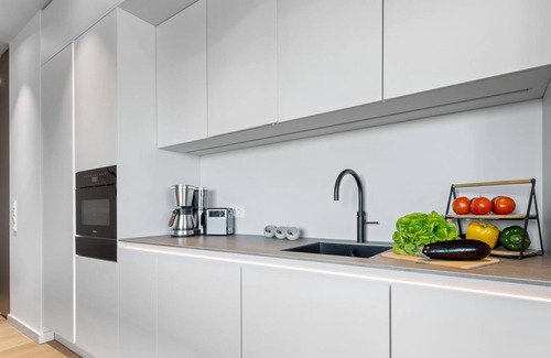 List Apartment | Sunrise Suite – Ethanol Fireplace, Washing Machine, Infrared Cabin, Quooker, Bal