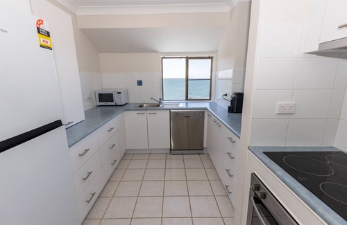 Soldiers Point Apartment | Sunrise @ the Point - Lovely 2 bedroom unit with Pool