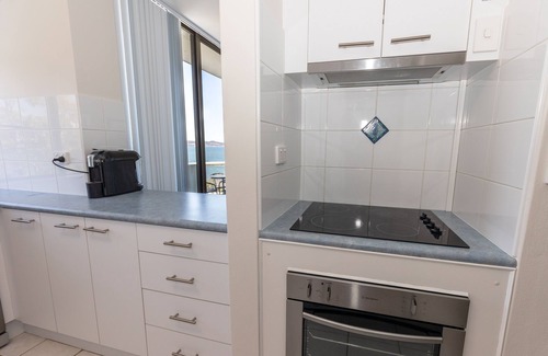 Soldiers Point Apartment | Sunrise @ the Point - Lovely 2 bedroom unit with Pool