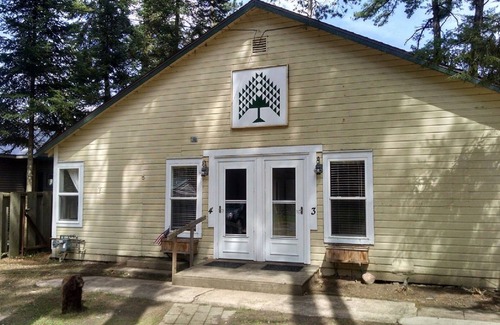 Waupaca Cottage | Sunrises and Sunsets to Remember on the Chain O'Lakes in Waupaca, WI #4