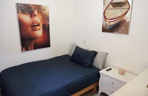 Ashkelon Apartment | Sunset and sea view, wifi and more