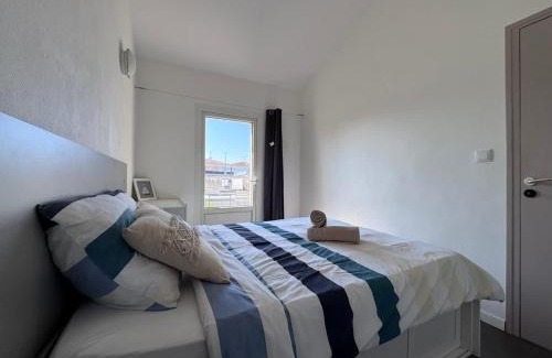 Aytre Apartment | Sunset Aparthotel Kiwi Residence