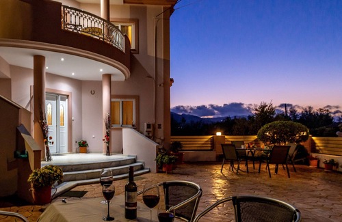 Alikanas Apartment | Sunset Apartment in Zakynthos