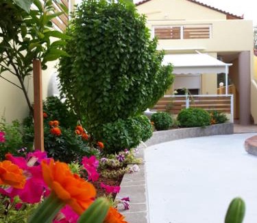 Spata-Artemida Hotel | Sunset Apartments Free shuttle from Athen's Airport