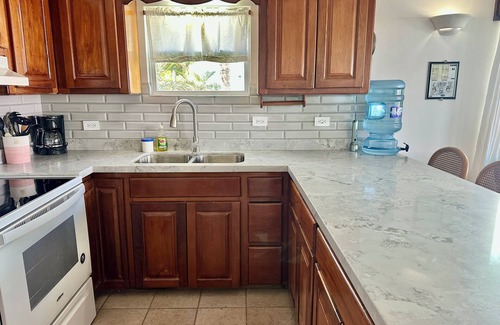San Pedro Condo | Sunset Beach "A4" - Beachfront, Pool/Ocean View, Kayaks, Bikes, & More! 🏖