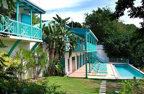 Hart Bay Villa | Sunset Beach: Beachfront Villa! Pool! Hot Tub!