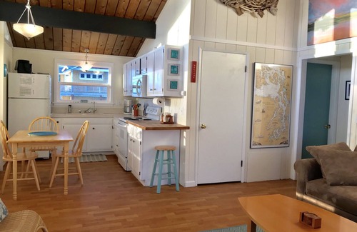 Oak Harbor Cottage | Sunset Beach Haven; Seriously Waterfront-"It's Like Living on a Boat", Whidbey