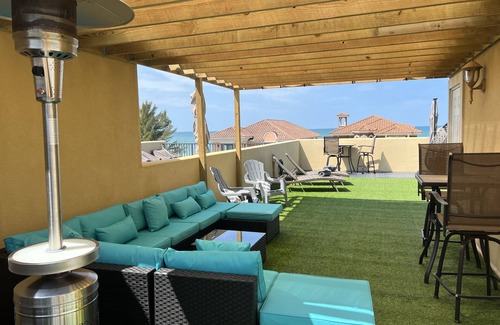 Sunset Beach House | Sunset Beach Townhome, Rooftop Terrace, Beachviews, Steps to the Beach, Elevator