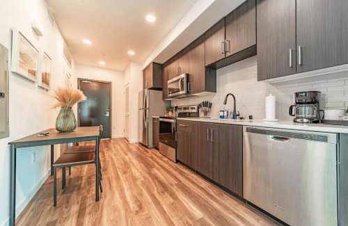 Hollywood Apartment | Sunset Blvd Studio Apt in the Heart of Hollywood
