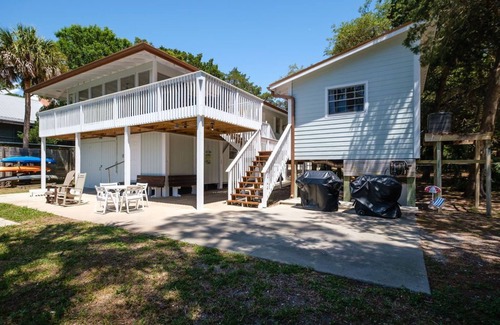 Cedar Key Cottage | Sunset Brooke's w/amazing sunset views!