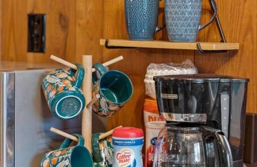 Elkton Cabin | Sunset Cabin - 15 min to SNP