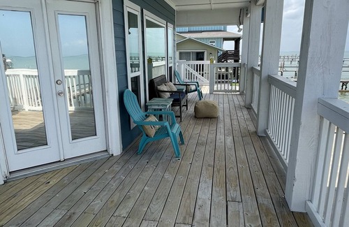 Rockport House | Sunset Cove-4 BR, 2 1/2 BA Waterfront Home. Sleeps 12-Private pier!