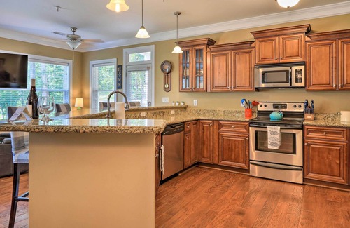 Milledgeville Condo | 'Sunset Cove' Condo: Access to Lake Sinclair