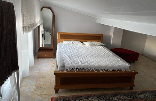 Seferihisar House | Sunset, Denize sıfır yazlık çatı dubleks ev