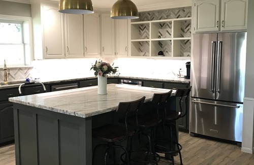 Bryan House | Sunset Farm in Aggieland - Country Life 15 miles from Kyle Field - up to 14 ppl