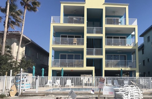 Indian Rocks Beach Condo | Sunset from your Balcony! Beachfront, 2/2, Heated Pool, UNIT 406