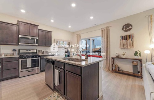 Carver House | Sunset Haven on Richey Rd #42105