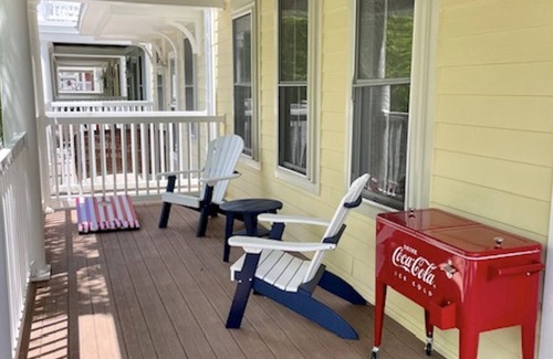 Sunset Island House | Sunset Island Beach House w/3 Large Decks, 75' TV, quick walk to amenities