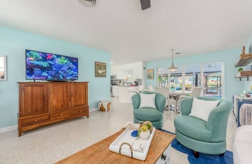 Palm City House | Sunset Landing amazing waterfront Views.