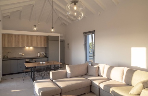 Pylos-Nestoras Apartment | Sunset Luxury Villa Akritochori