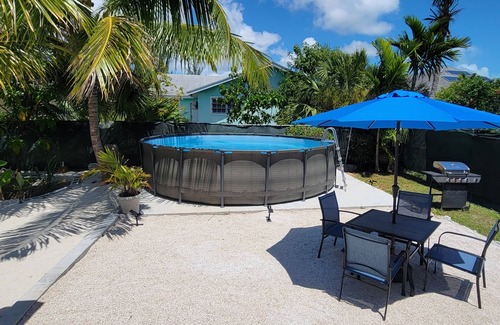 Nassau Apartment | Sunset Oasis 1